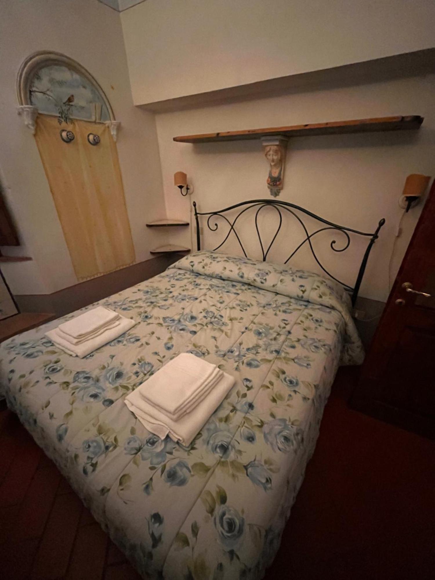 B&B Camere La Vite Pienza Bagian luar foto