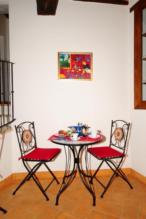 B&B Camere La Vite Pienza Bagian luar foto